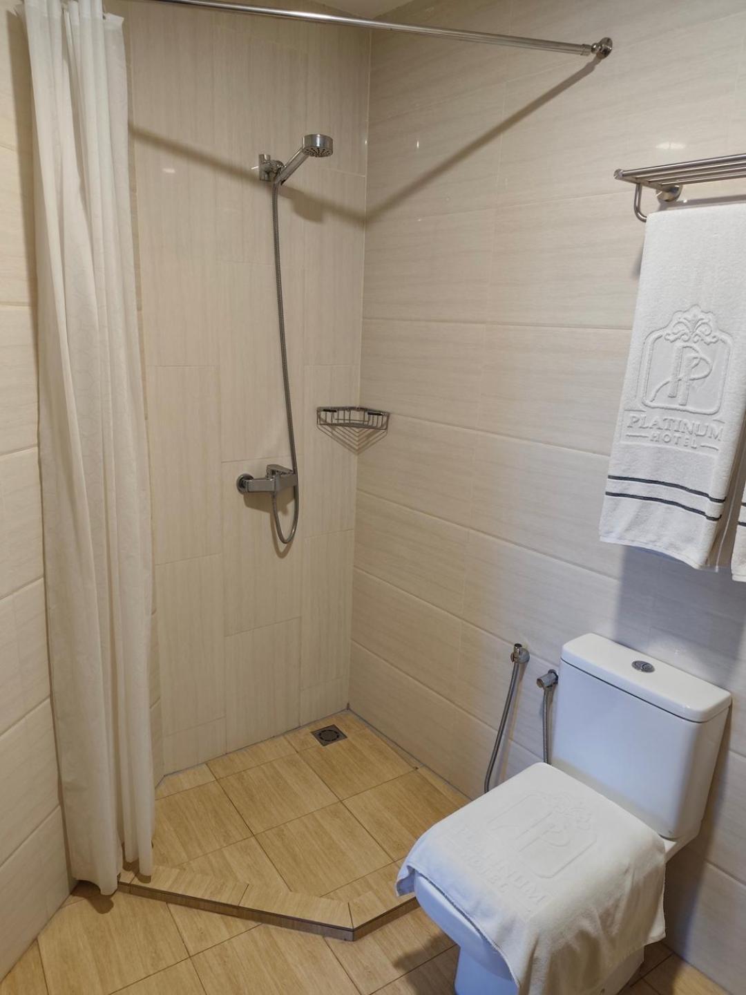 Lintas Platinum Hotel Kota Kinabalu Kültér fotó