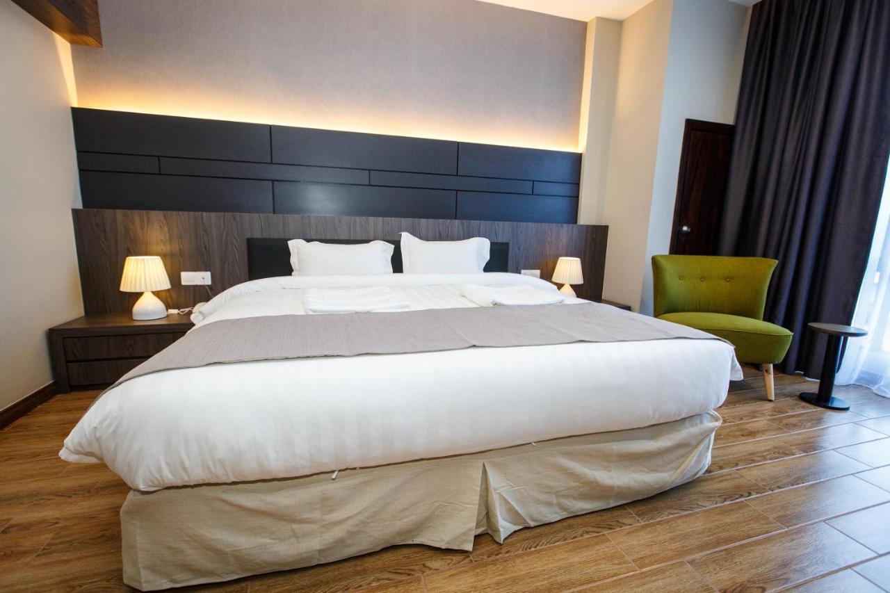 Lintas Platinum Hotel Kota Kinabalu Kültér fotó