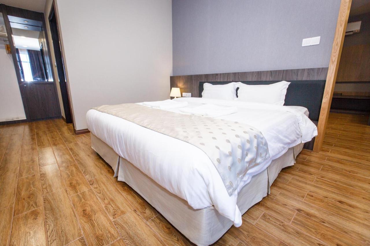 Lintas Platinum Hotel Kota Kinabalu Kültér fotó