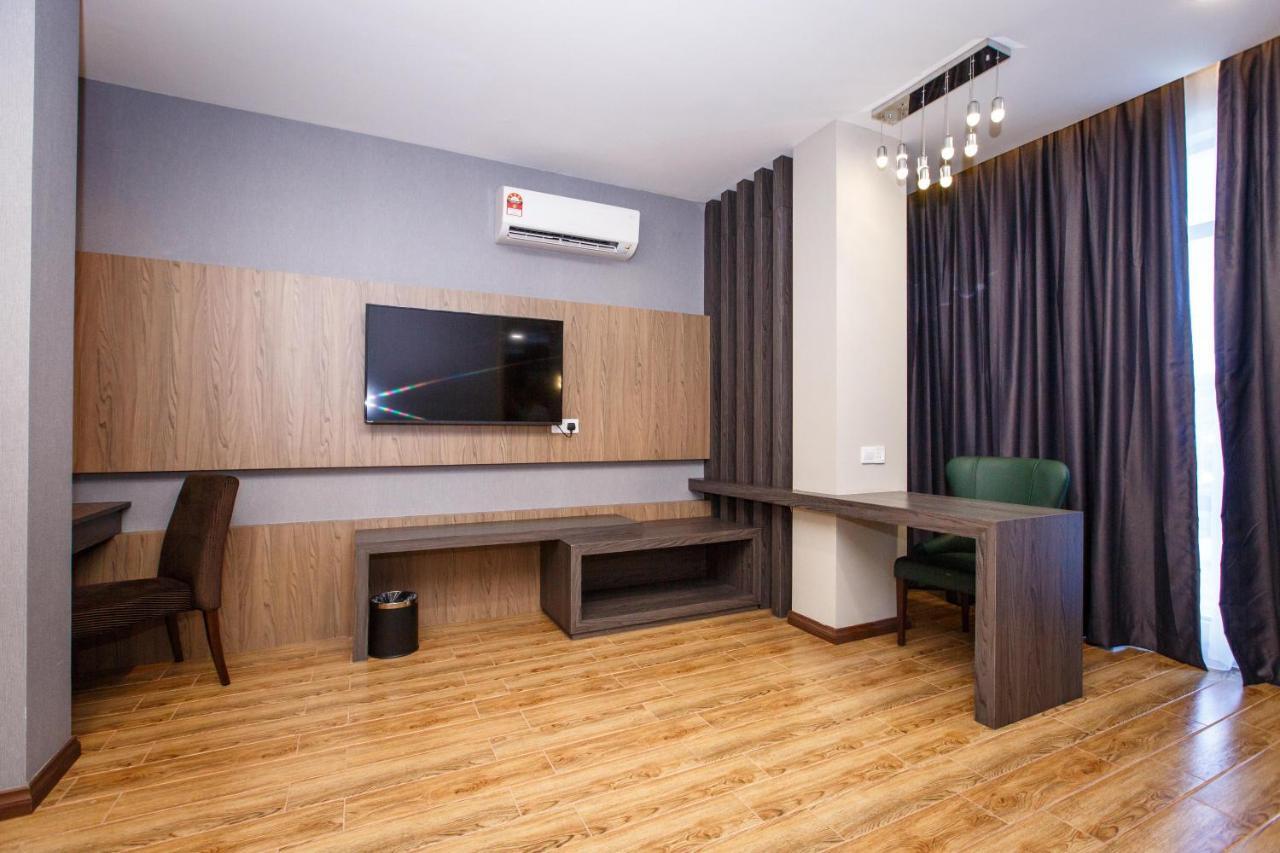 Lintas Platinum Hotel Kota Kinabalu Kültér fotó
